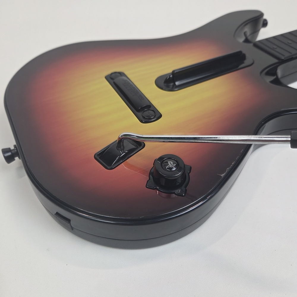 PS3 Guitar Hero Guitar Red Octane Wireless Sunburst Model 95451.805 No Dongle - Picture 9 of 15